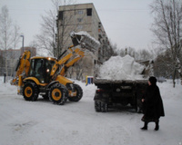 Механизированная уборка снега с дорог в Нижнем Новгороде