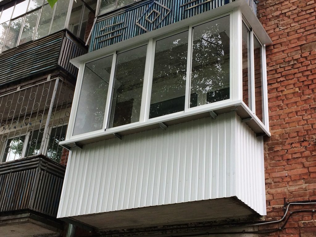 Фото застекленных балконов снаружи