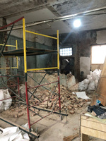 Демонтаж деревянного потолка