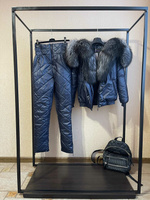 Зимний костюм синего цвета с натуральным мехом чернобурки - Без аксессуаров