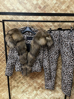 Леопардовый зимний костюм с натуральным мехом енота. - Брендированные лямки(резинка)