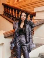 Женский зимний костюм чернильного цвта с мехом чернобурки - Варежки с мехом