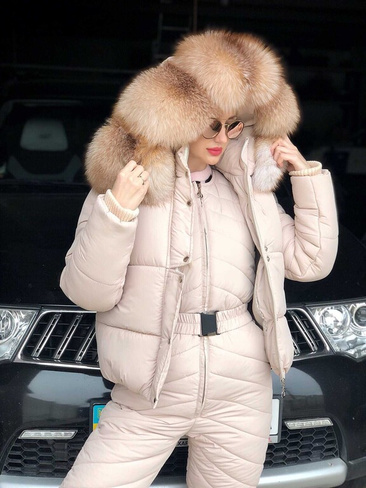 Зимний женский костюм: полукомбинезон и куртка с мехом блюфроста - Шапка ушанка с мехом