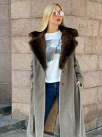 Классическое женское пальто с мехом норки