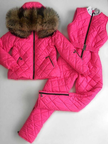 Ярко-розовый зимний костюм с мехом: комбинезон под горло и куртка - Варежки с мехом (мех используем дополнительно)