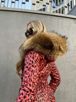 Леопардовый женский комбинезон с натуральной опушкой по капюшону - Варежки без меха