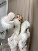 Бежевый зимний костюм Bellezza: теплый полукомбинезон и куртка с белым мехом енота - Брендированные лямки(резинка)