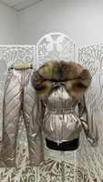 Блестящий зимний костюм с большим натуральным мехом блюфроста - Брендированные лямки(резинка)