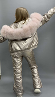 Блестящий зимний костюм с мехом песца по капюшону - Варежки с мехом (мех используем дополнительно)