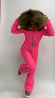Женский зимний комбинезон с натуральным мехом в цвете розовый неон - Рюкзак