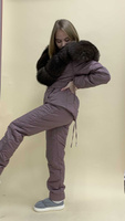 Женский костюм зимний: теплые штаны и приталенная куртка с мехом песца под соболь - Варежки без меха